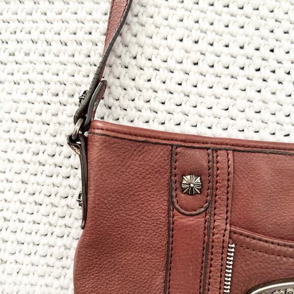 B Makowsky Cognac Tan Slim Small Crossbody Bag Silver Metal Banner Name Hardware - Picture 3 of 11